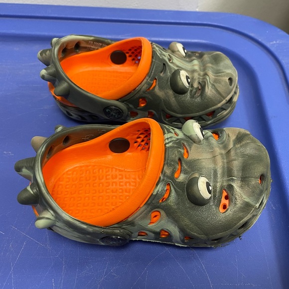 Capelli New York Toddler Boys Later Gator Clogs similar to crocs size 4 - 5 - Picture 6 of 12